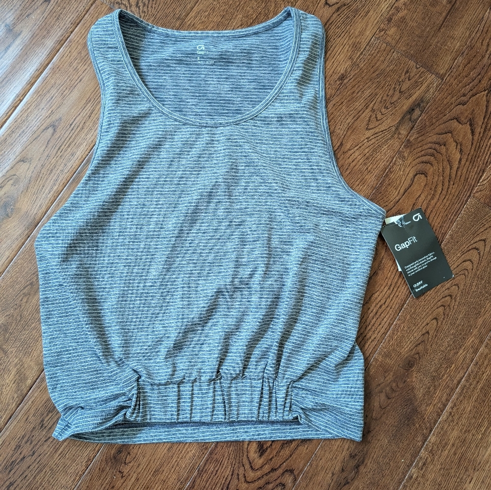 NWT Ladies Gap Fit Striped Tank Top Size Small